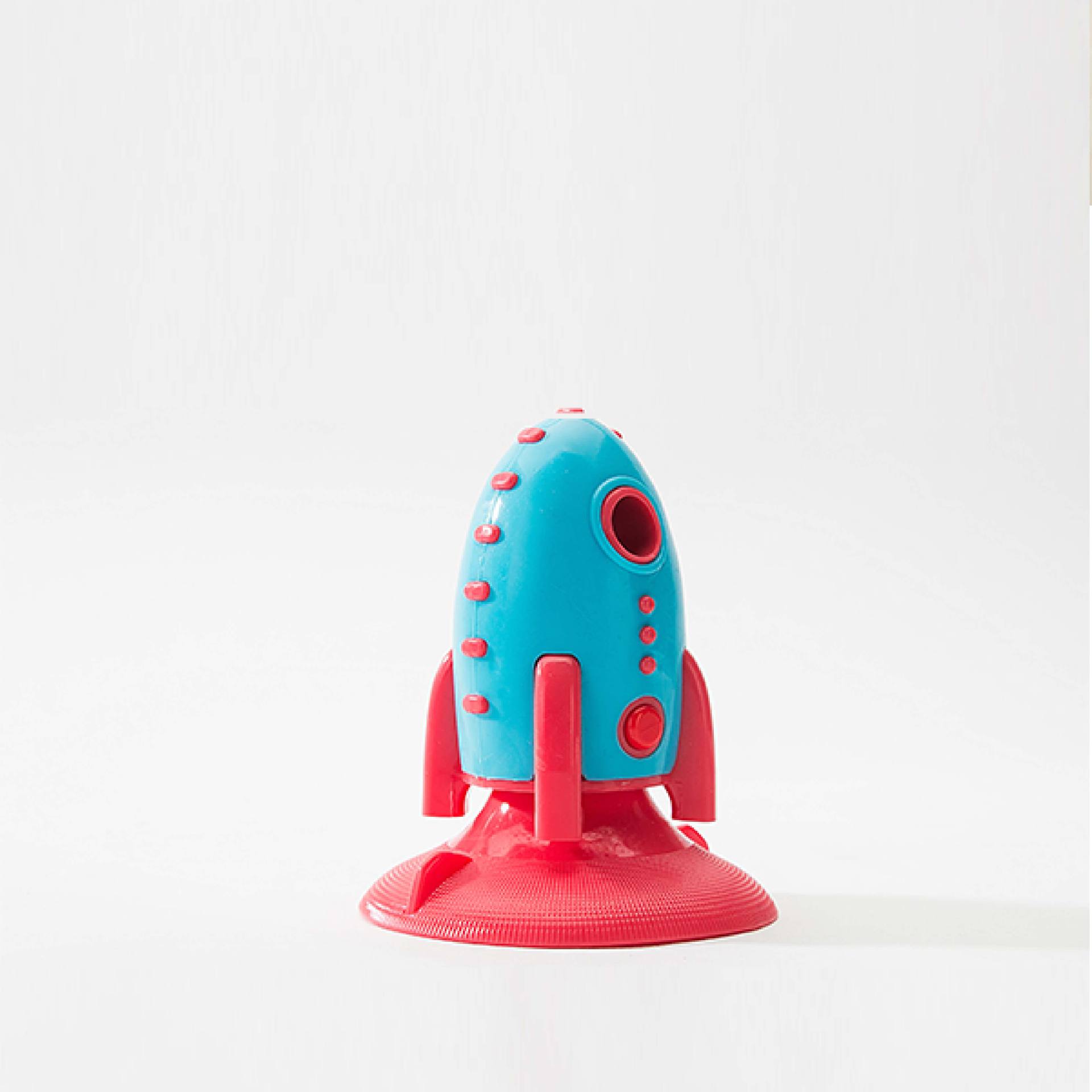 Rocket-Shaped Bite-Resistant Food Dispensing Toy For Pets